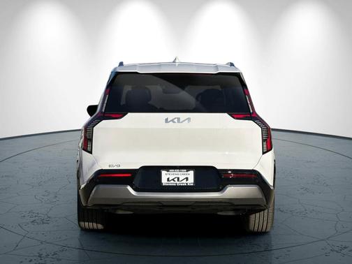 2026 Kia EV9 Land