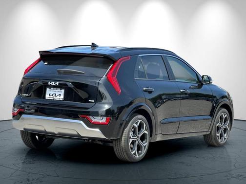 2025 Kia Niro SX Touring