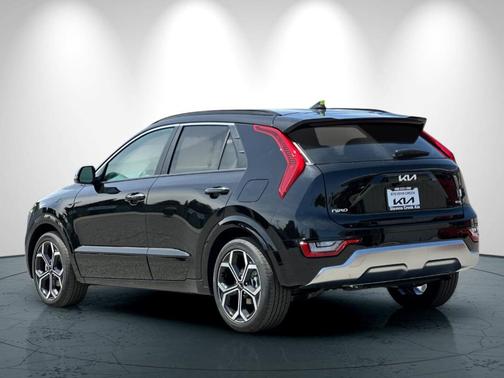 2025 Kia Niro SX Touring