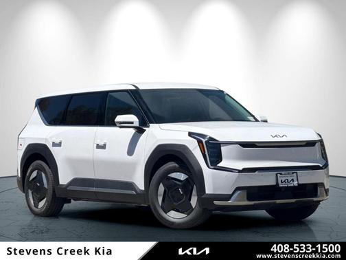 2026 Kia EV9 Light Short Range