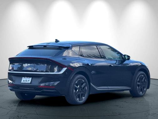 2025 Kia EV6 Light Long Range