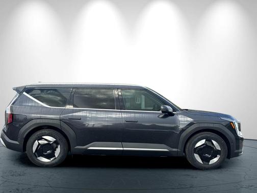 2026 Kia EV9 Wind