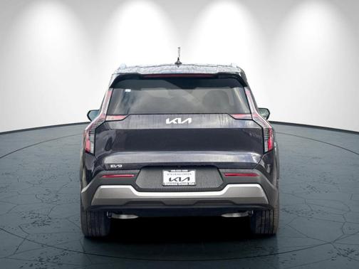 2026 Kia EV9 Wind