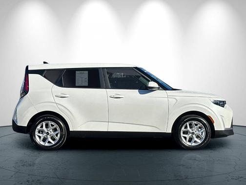 2025 Kia Soul S