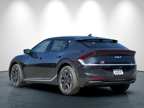 2025 Kia EV6 Light Long Range