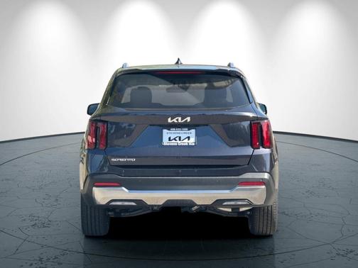 2025 Kia Sorento EX
