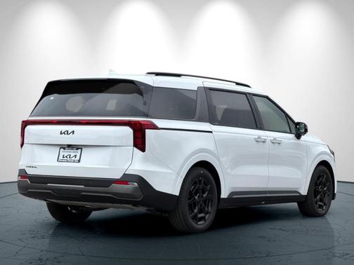 2026 Kia Carnival SX