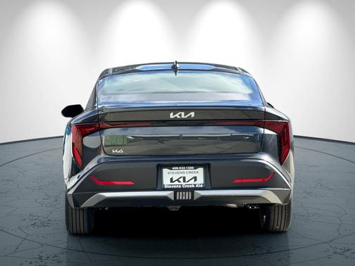 2026 Kia K4 