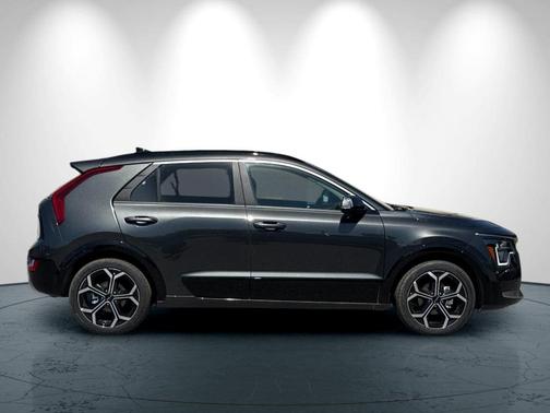 2025 Kia Niro Plug-In Hybrid SX Touring