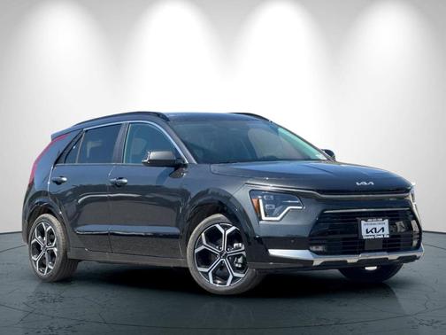 2025 Kia Niro Plug-In Hybrid SX Touring