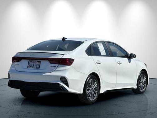 2022 Kia Forte GT-Line