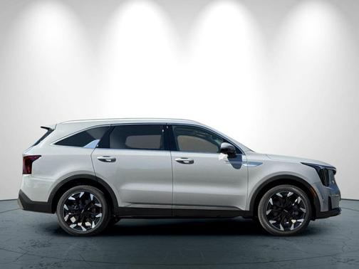 2025 Kia Sorento SX