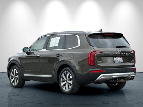 2021 Kia Telluride S