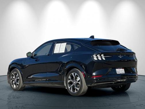 2021 Ford Mustang Mach-E Premium