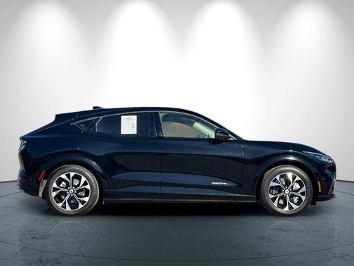 2021 Ford Mustang Mach-E Premium