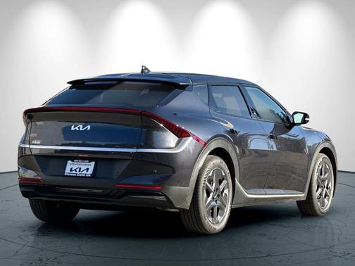 2025 Kia EV6 Light Long Range