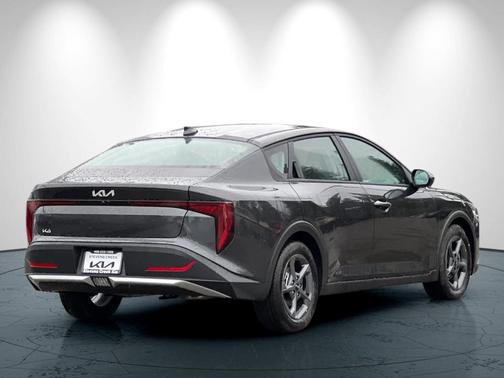 2026 Kia K4 