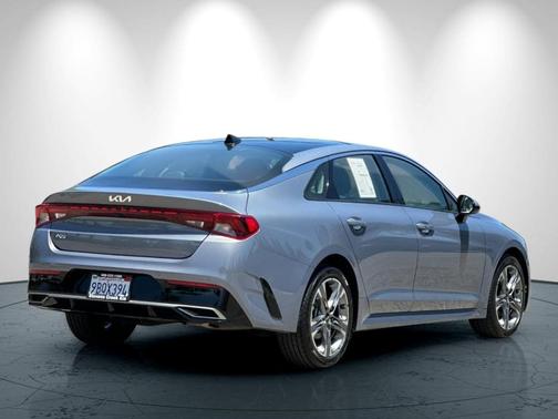 2022 Kia K5 EX