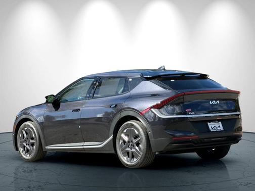 2025 Kia EV6 Light Long Range