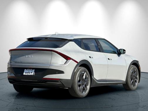 2025 Kia EV6 Light Long Range