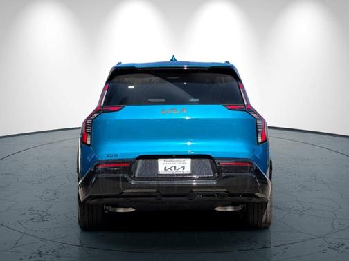 2026 Kia EV9 Land
