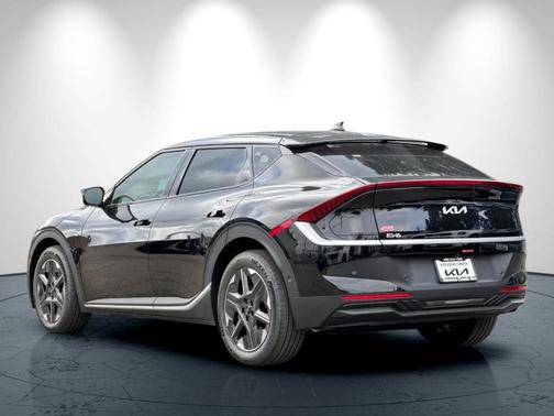 2025 Kia EV6 Light Long Range