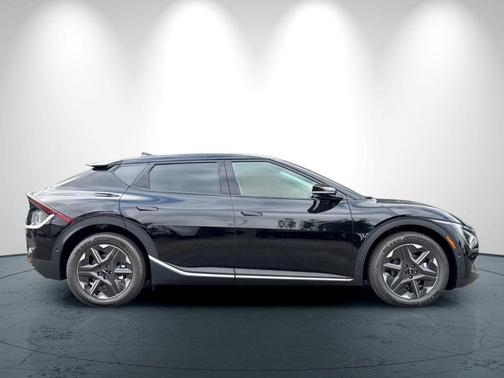 2025 Kia EV6 Light Long Range