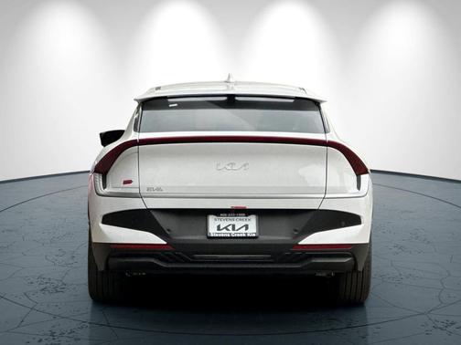 2025 Kia EV6 Light