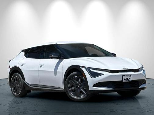 2025 Kia EV6 Light Long Range