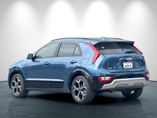 2025 Kia Niro EX Touring