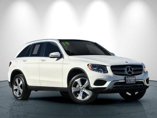 2019 Mercedes-Benz GLC 300 Base 4MATIC