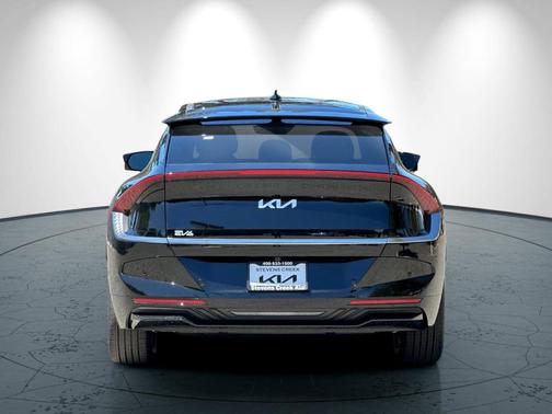2025 Kia EV6 Wind