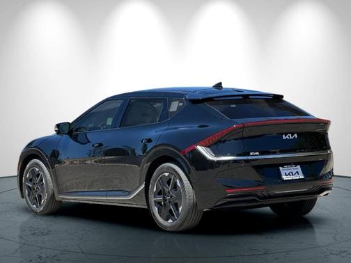 2025 Kia EV6 Wind