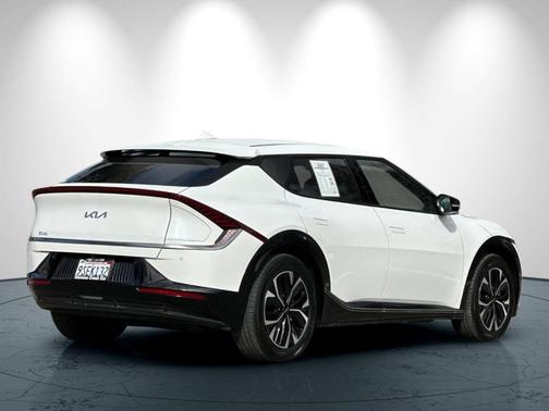 2024 Kia EV6 Wind