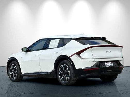 2024 Kia EV6 Wind