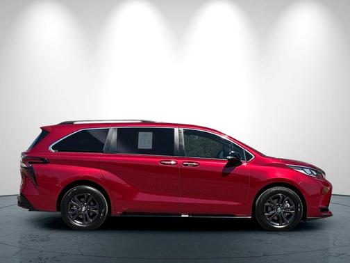 2024 Toyota Sienna
