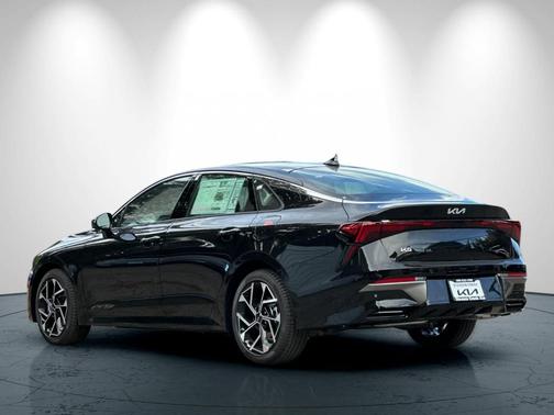 2026 Kia K5 EX