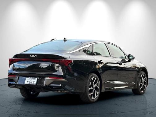 2026 Kia K5 EX