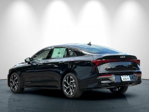2026 Kia K5 EX