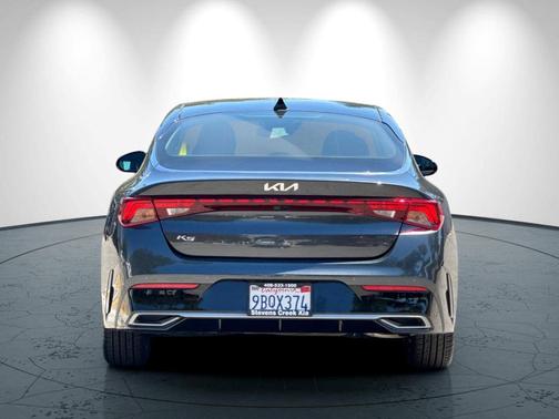 2022 Kia K5 EX
