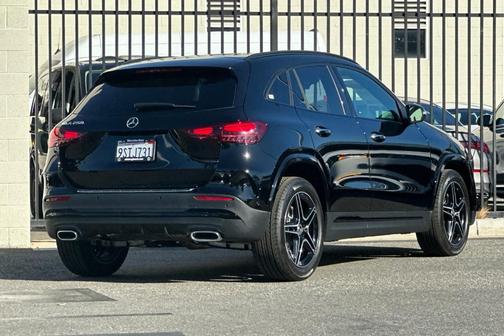 2025 Mercedes-Benz GLA 250 Base