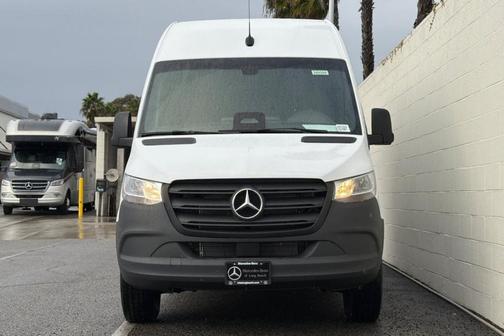 2026 Mercedes-Benz Sprinter 2500 Standard Roof