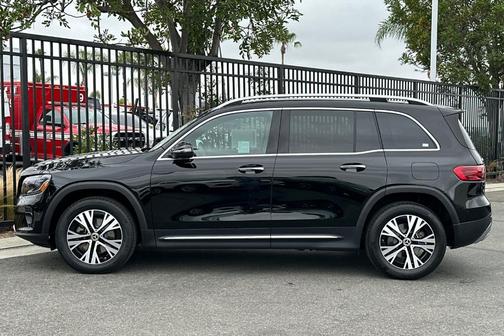 2025 Mercedes-Benz GLB 250 Base