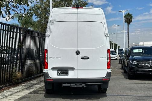 2025 Mercedes-Benz Sprinter 2500 Standard Roof