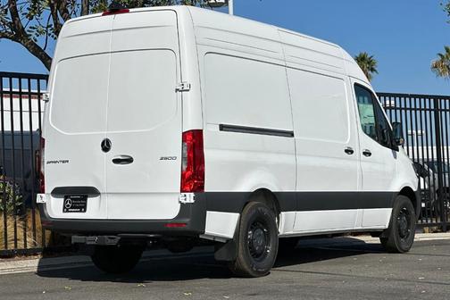 2025 Mercedes-Benz Sprinter 2500 Standard Roof