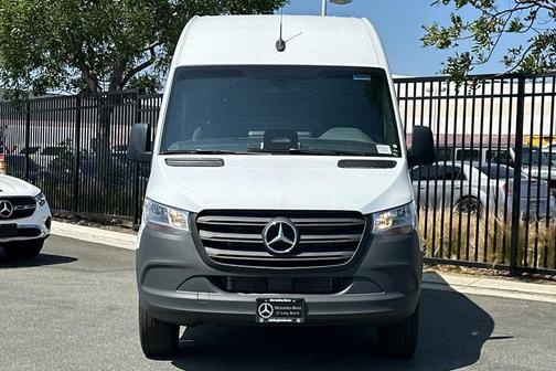 2025 Mercedes-Benz Sprinter 2500 Standard Roof