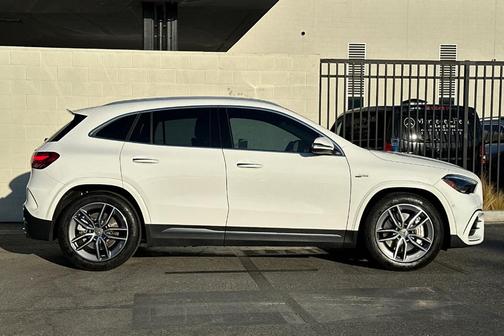 2025 Mercedes-Benz AMG GLA 35 Base
