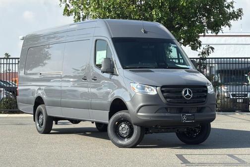 2026 Mercedes-Benz Sprinter 2500 170 WB High Roof Extended Cargo