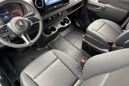 2026 Mercedes-Benz Sprinter 2500 170 WB High Roof Extended Cargo