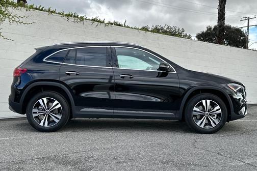 2026 Mercedes-Benz GLA 250 Base